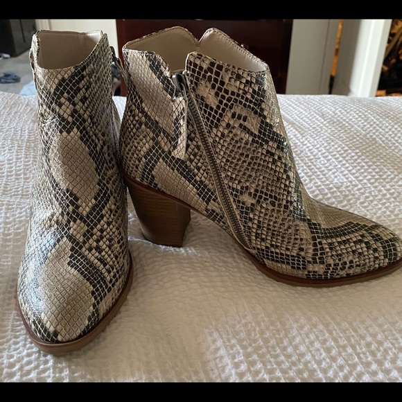 MIA Shoes - MIA Snake Skin ankle boot.  Great condition. Only wore once in Nashville